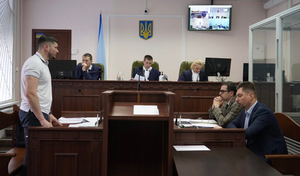 Князєв у суді стверджує, що гроші ділили за його спиною 3 Князєв у суді стверджує, що гроші ділили за його спиною 2