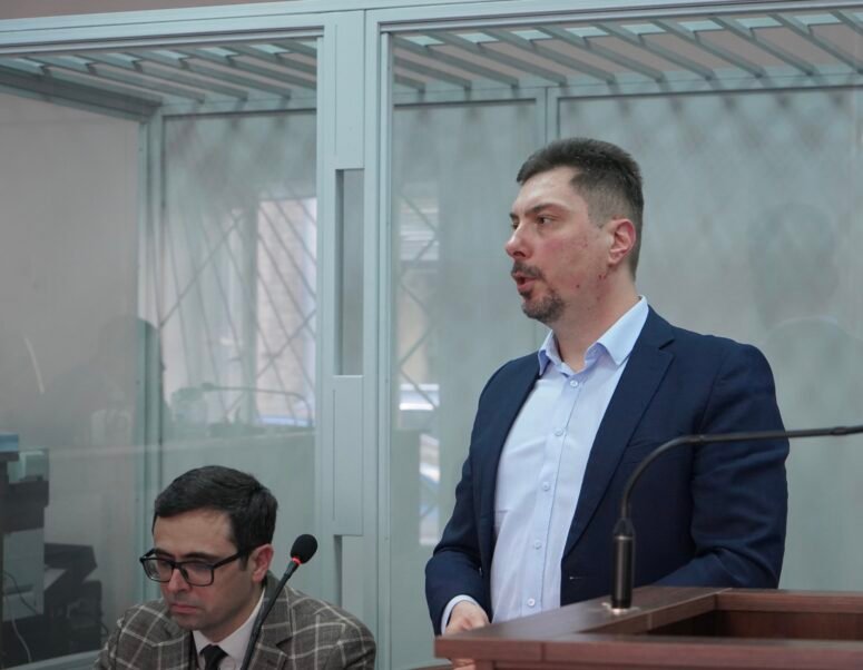 Князєв у суді стверджує, що гроші ділили за його спиною 9 Князєв у суді стверджує, що гроші ділили за його спиною 8