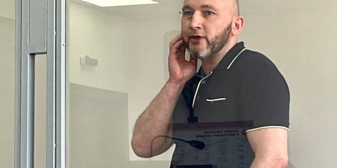 «Я причетний, але чи винен — не знаю». Екссуддя Тандир дав показання про смертельну ДТП